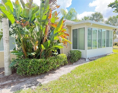 2052 Inverness Greens Drive - Photo Thumbnail 4
