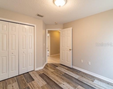 9 E 5th Street - Photo Thumbnail 13