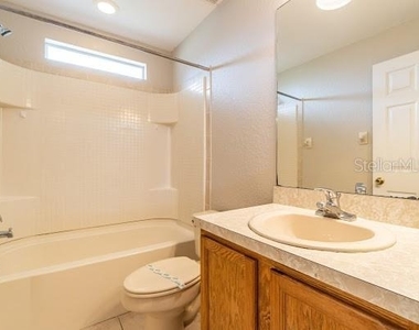 9 E 5th Street - Photo Thumbnail 7