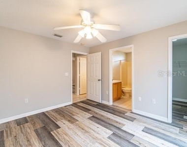 9 E 5th Street - Photo Thumbnail 9