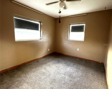 1400 Carolina Avenue - Photo Thumbnail 21