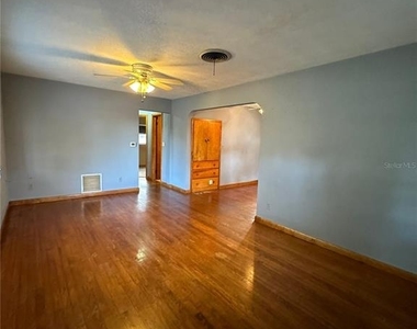 1400 Carolina Avenue - Photo Thumbnail 14