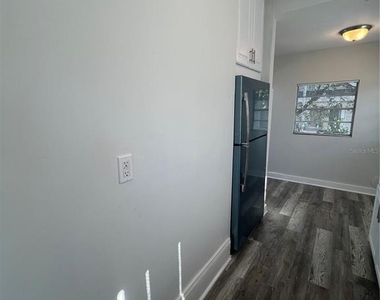 209 Taylor Avenue - Photo Thumbnail 6