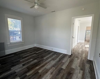 209 Taylor Avenue - Photo Thumbnail 12