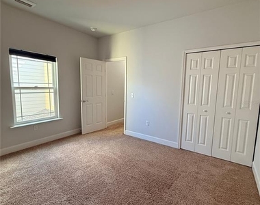 5156 Nw 21st Drive - Photo Thumbnail 43