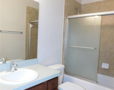 5156 Nw 21st Drive - Photo Thumbnail 16