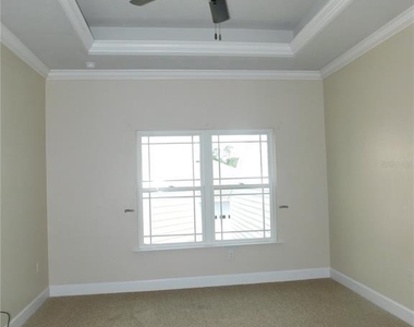 5156 Nw 21st Drive - Photo Thumbnail 12