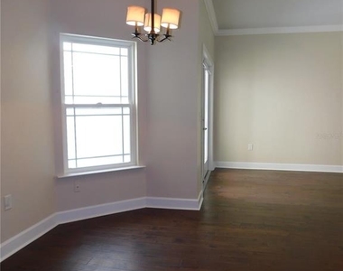 5156 Nw 21st Drive - Photo Thumbnail 2
