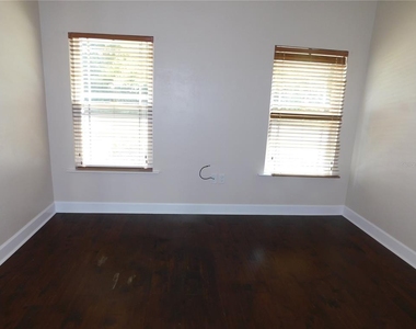 5156 Nw 21st Drive - Photo Thumbnail 5