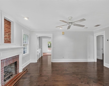 433 Se 7th Street - Photo Thumbnail 5