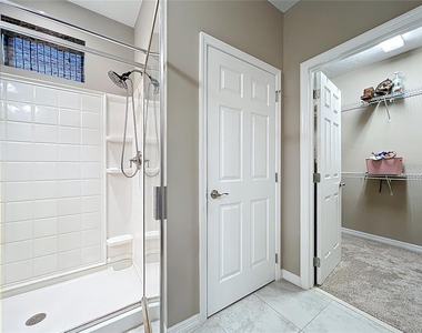 383 Alcove Drive - Photo Thumbnail 41