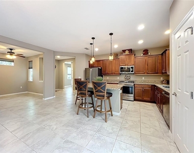 383 Alcove Drive - Photo Thumbnail 19