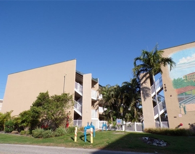 150 Harborside Avenue - Photo Thumbnail 14