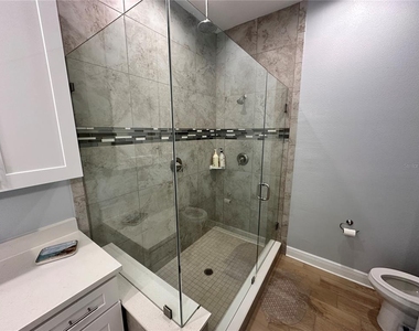 3426 W 79 Street W - Photo Thumbnail 23