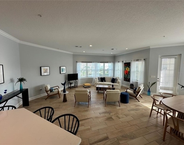 3426 W 79 Street W - Photo Thumbnail 7