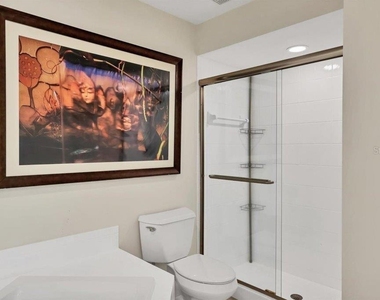 862 Hudson Avenue - Photo Thumbnail 11