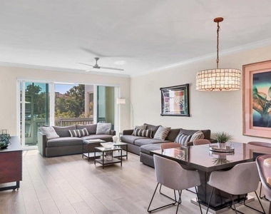 862 Hudson Avenue - Photo Thumbnail 6