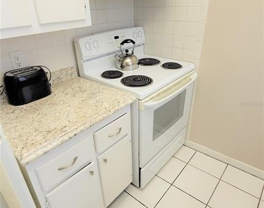 2727 75th St W - Photo Thumbnail 7