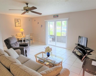 2727 75th St W - Photo Thumbnail 2