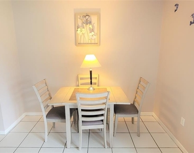 2727 75th St W - Photo Thumbnail 4