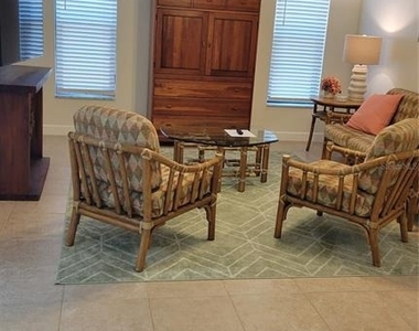 1526 Georgetowne Lane - Photo Thumbnail 10