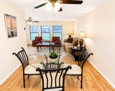 1526 Georgetowne Lane - Photo Thumbnail 12