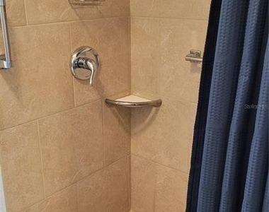 1526 Georgetowne Lane - Photo Thumbnail 20