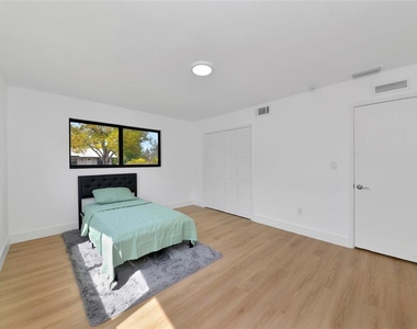 2239 Worrington Street - Photo Thumbnail 15