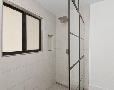 2239 Worrington Street - Photo Thumbnail 14