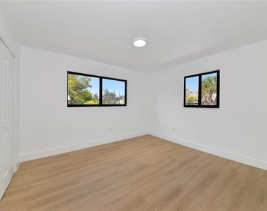 2239 Worrington Street - Photo Thumbnail 21