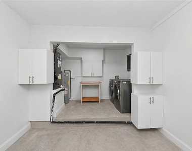 2239 Worrington Street - Photo Thumbnail 23