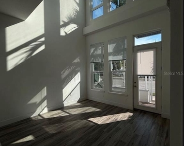 1659 2nd Street - Photo Thumbnail 5