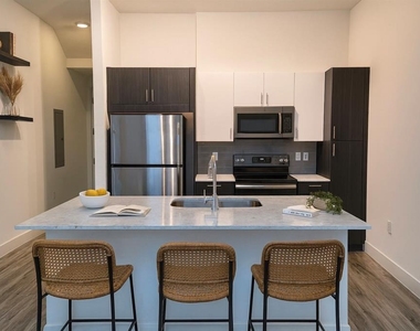 1659 2nd Street - Photo Thumbnail 1