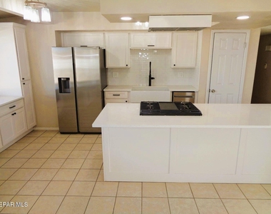 309 Turnstone Drive - Photo Thumbnail 11
