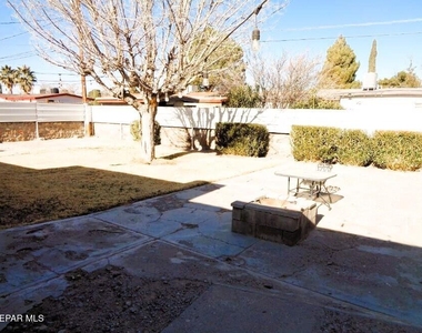 309 Turnstone Drive - Photo Thumbnail 24