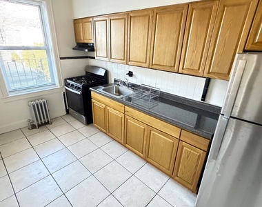102-5 86th Avenue - Photo Thumbnail 3