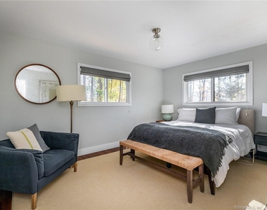321 Shore Road - Photo Thumbnail 12