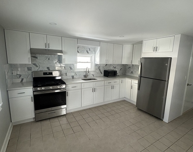 54 Forest Street - Photo Thumbnail 14