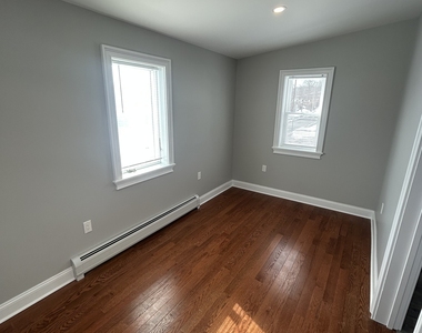 54 Forest Street - Photo Thumbnail 33
