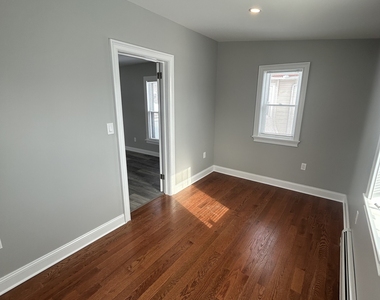 54 Forest Street - Photo Thumbnail 34