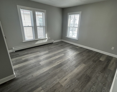 54 Forest Street - Photo Thumbnail 21