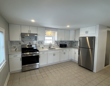 54 Forest Street - Photo Thumbnail 4