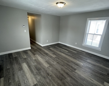 54 Forest Street - Photo Thumbnail 32