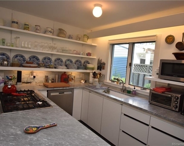 15 Trumbull Street - Photo Thumbnail 5