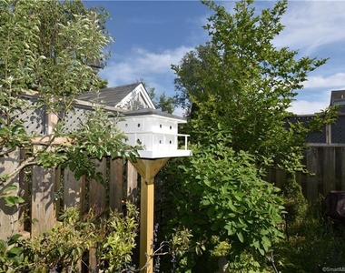 15 Trumbull Street - Photo Thumbnail 26