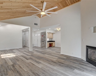 2999 Bel Air Drive - Photo Thumbnail 12