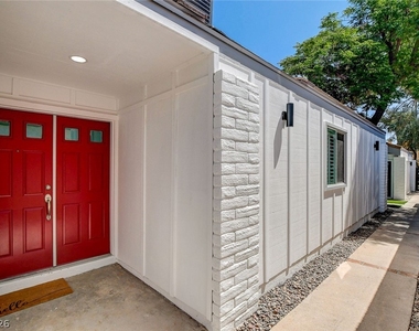2999 Bel Air Drive - Photo Thumbnail 3