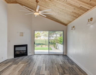 2999 Bel Air Drive - Photo Thumbnail 13