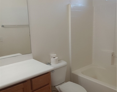 1250 E Bourbon Street - Photo Thumbnail 13