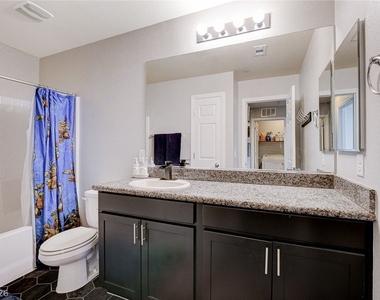 1045 Spotted Saddle Street - Photo Thumbnail 18